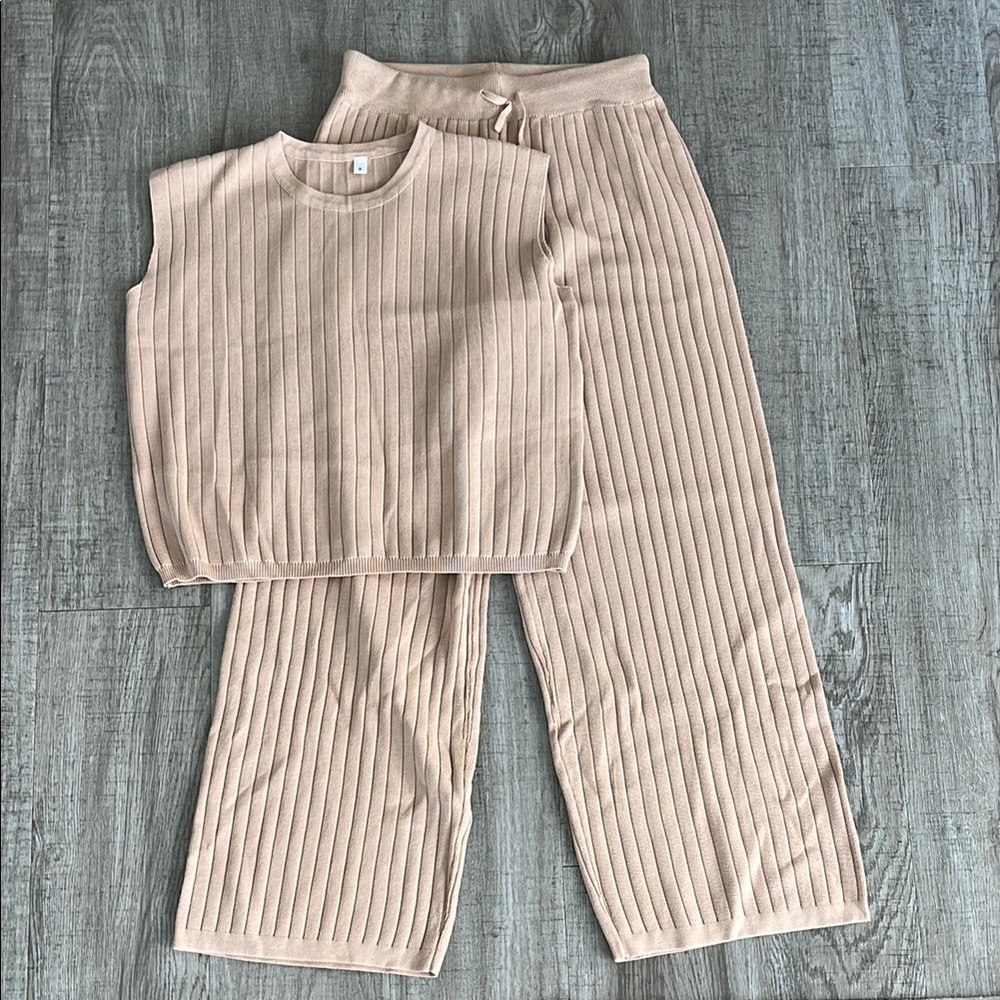 Ribbed Knit Sleeveless Top and Pants Set